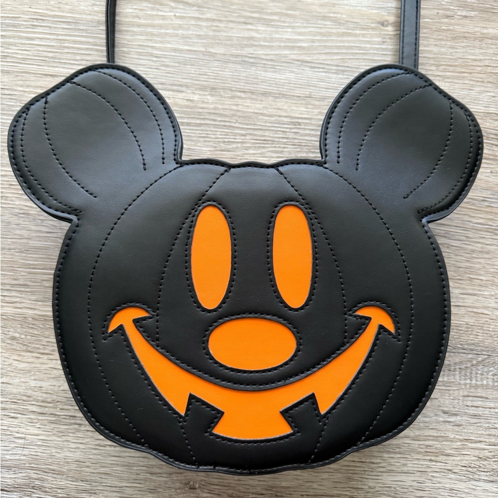 🎃 Mickey Pumpkin Face Crossbody Bag